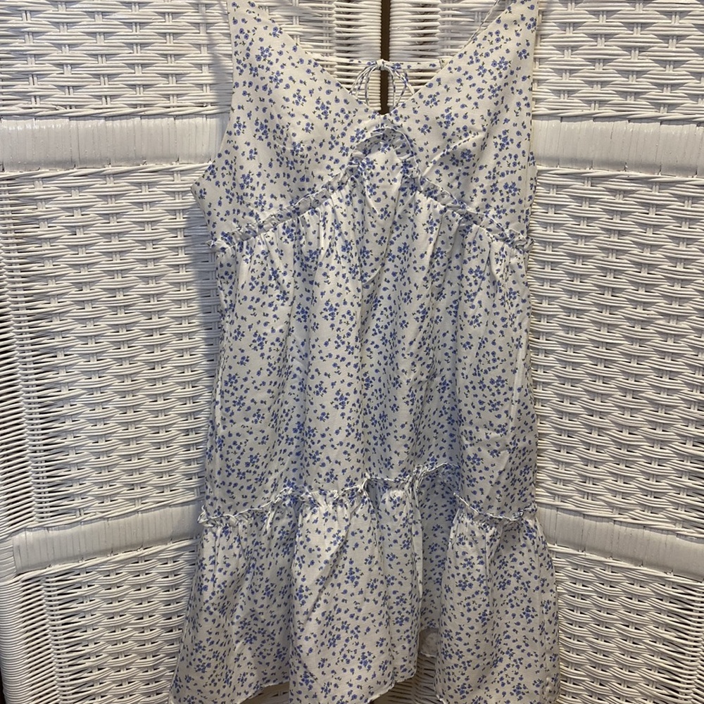 Petal & Pup blue floral sun dress Size 4
